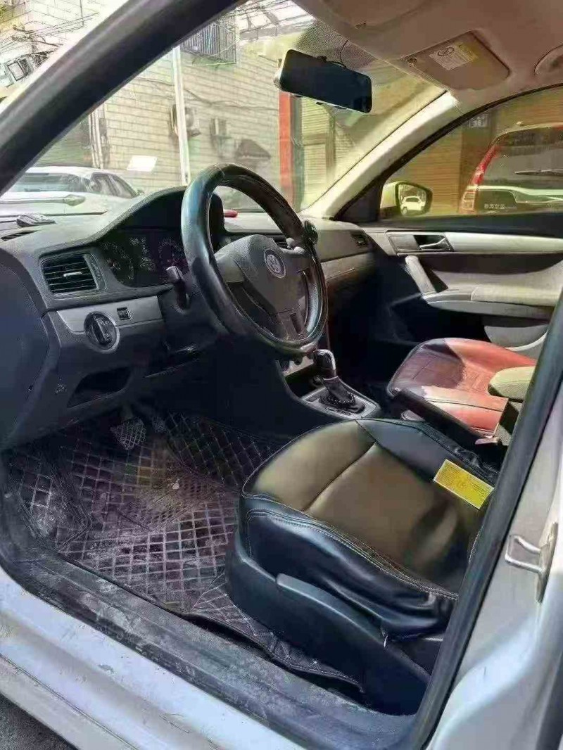 衡阳17年大众凌渡6