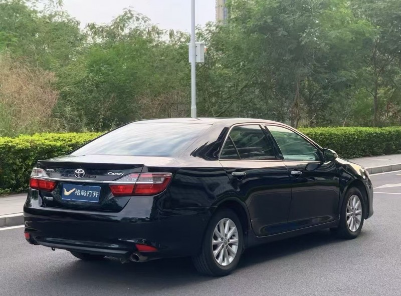 东莞16年丰田凯美瑞7