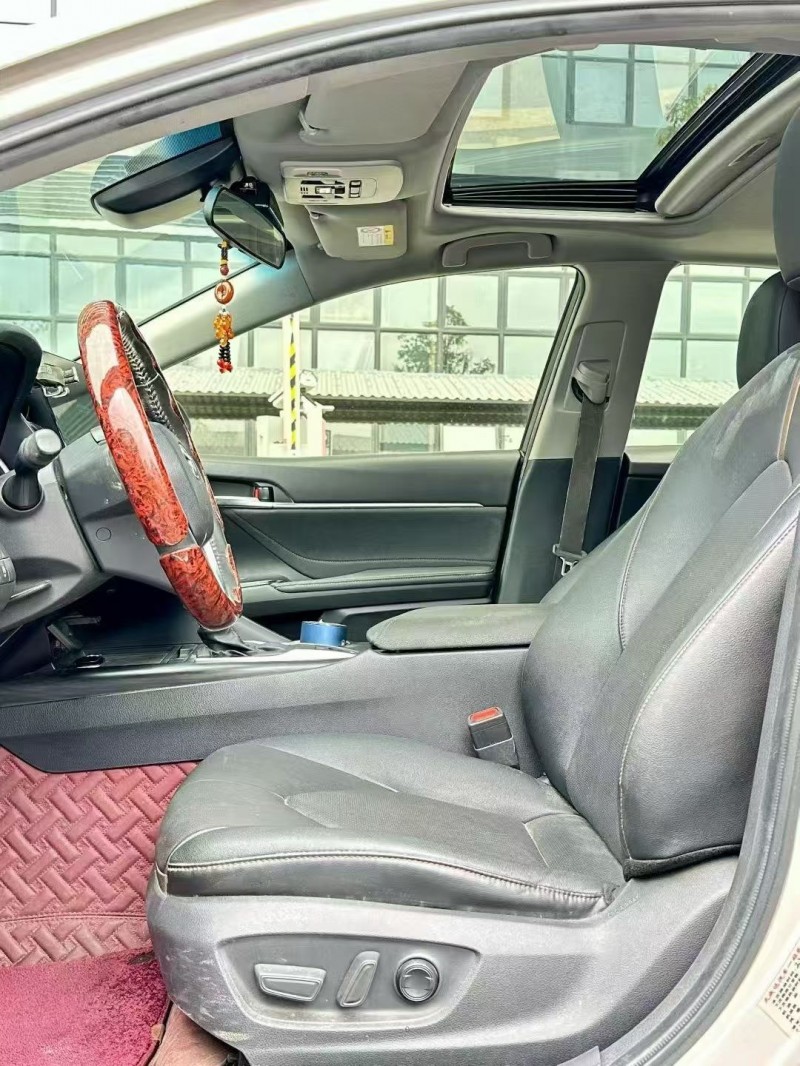 东莞21年丰田凯美瑞4