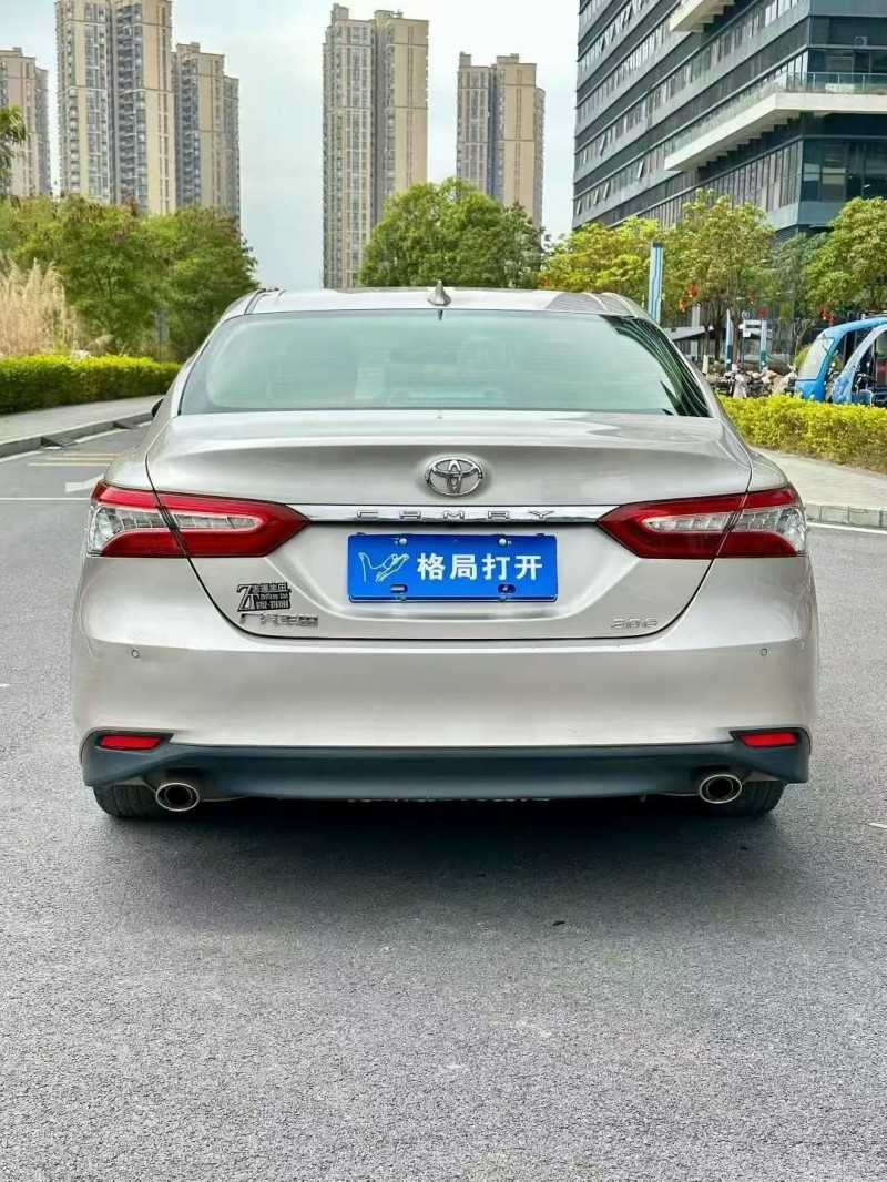 东莞21年丰田凯美瑞9