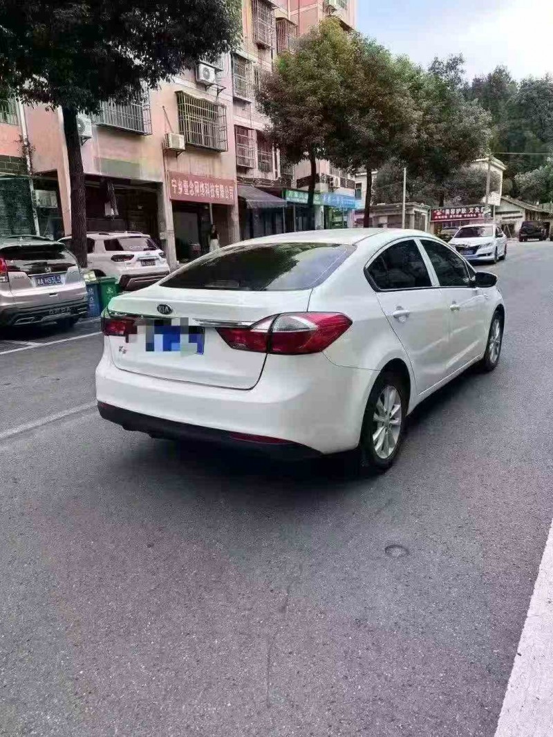 衡阳19年起亚K38