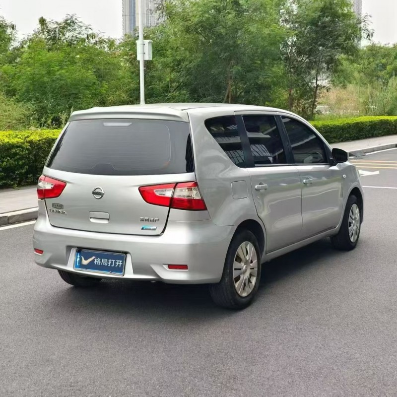 東莞15年日產驪威7