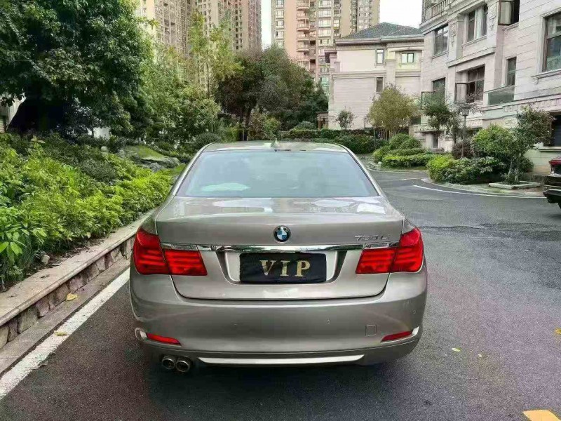 珠海20年宝马7系9