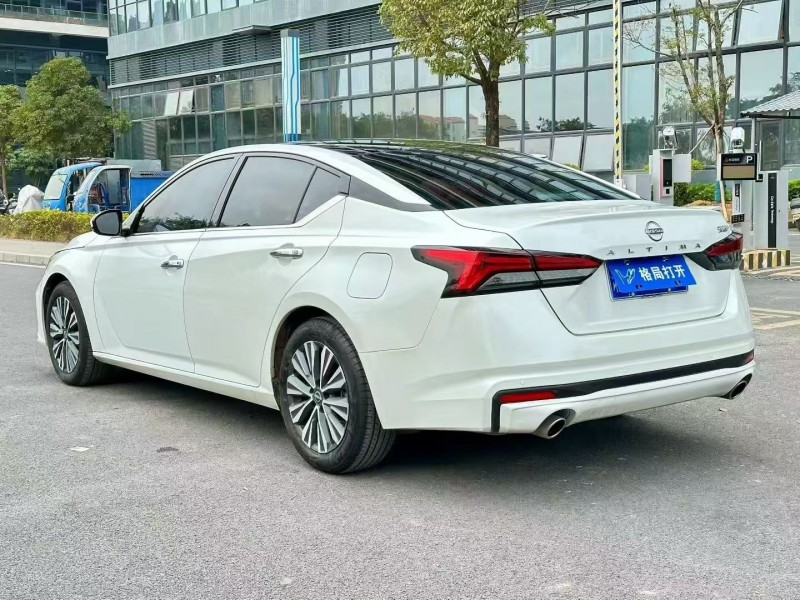 東莞24年日產天籟7