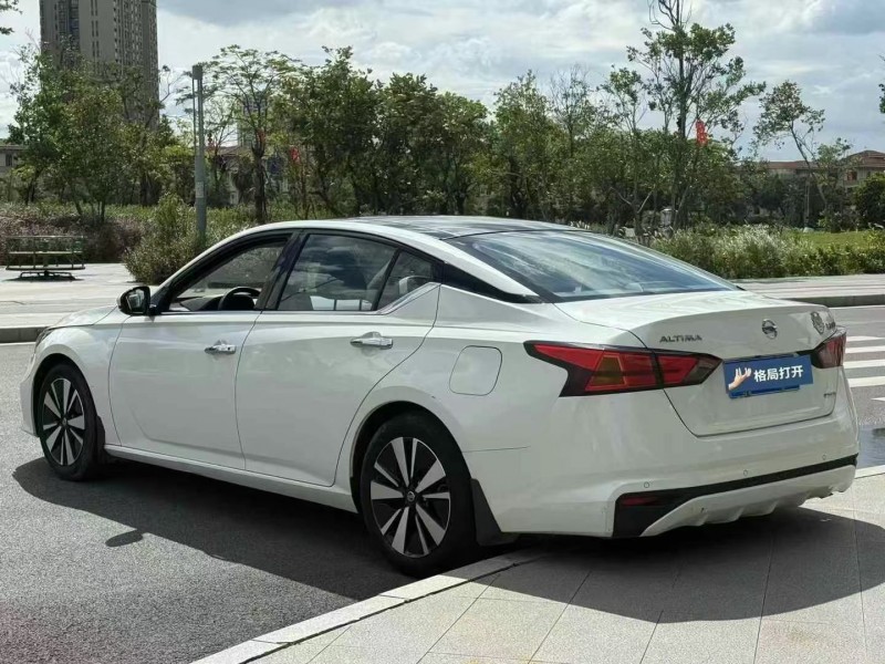 東莞21年日產天籟7