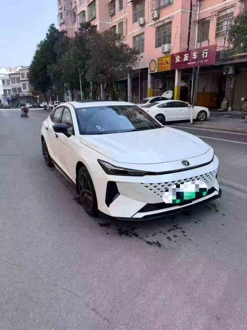 湘潭25年长安汽车UNI3