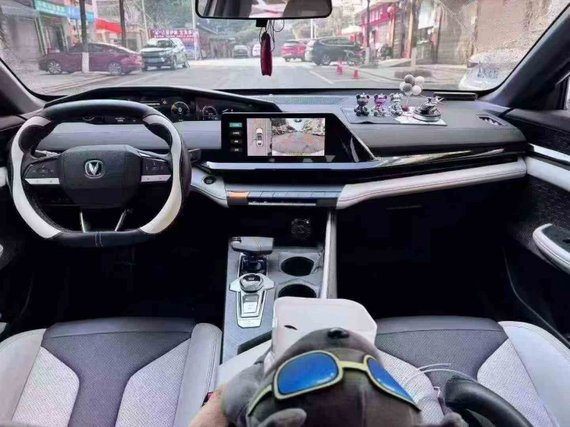 湘潭25年长安汽车UNI5