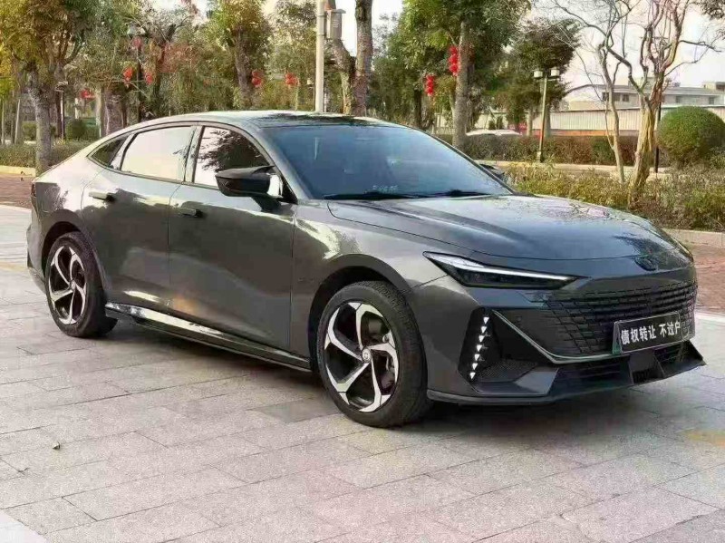 湛江23年长安汽车UNI3