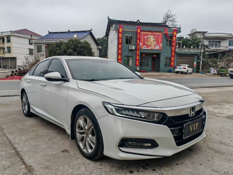 长沙19年本田雅阁2