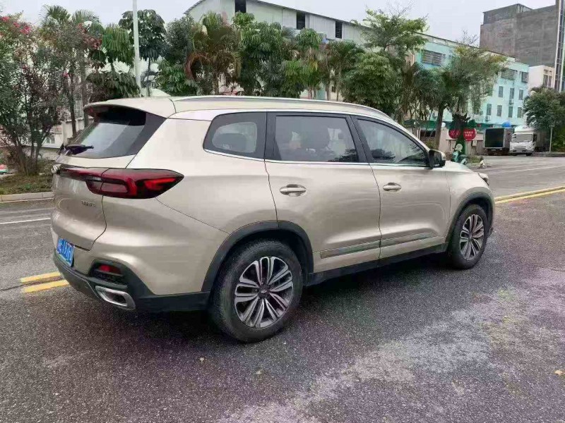 汕头19年奇瑞瑞虎8