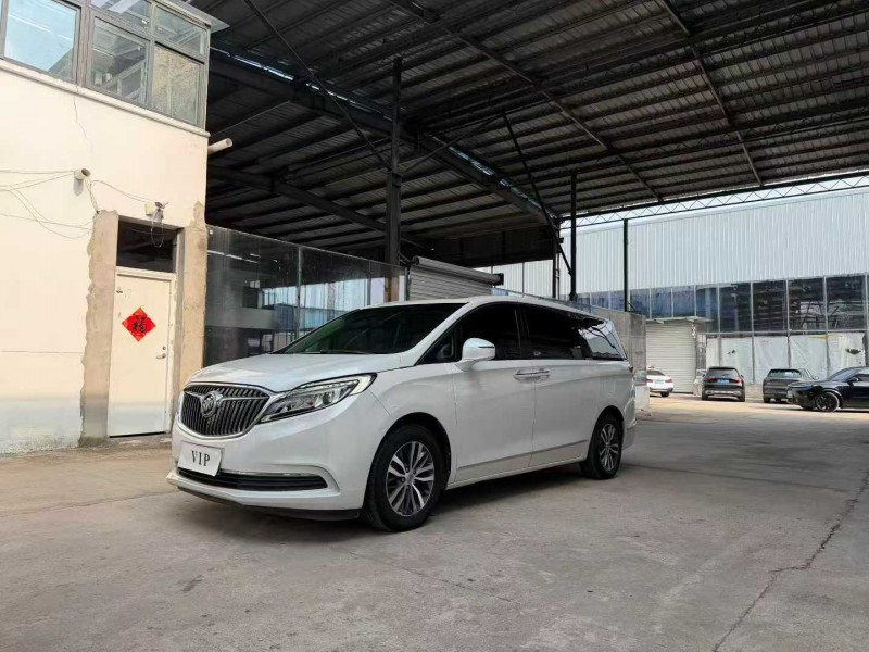 徐州19年别克GL82