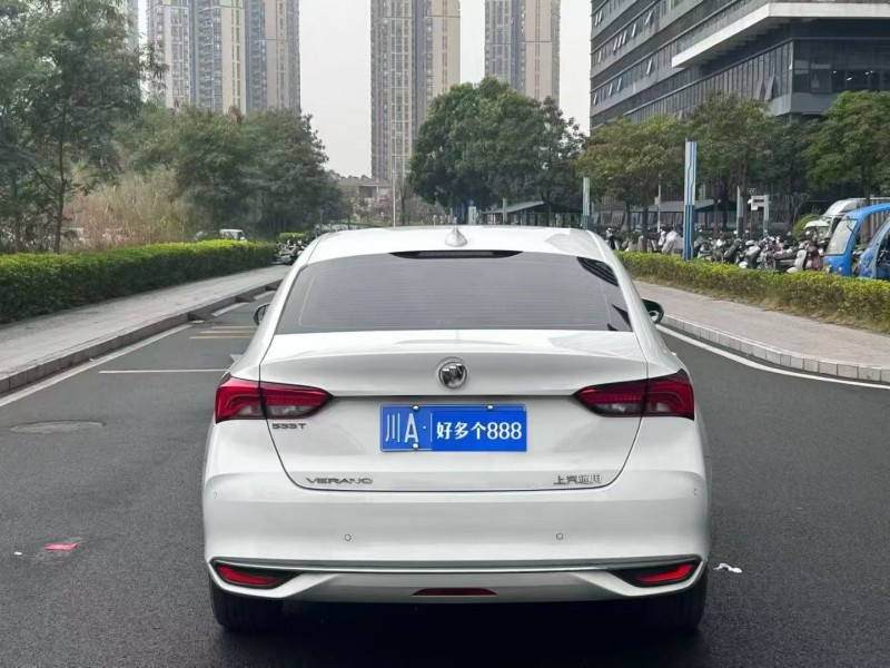 东莞24年别克威朗9