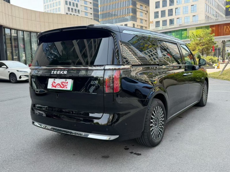 佛山25年极氪汽车0098