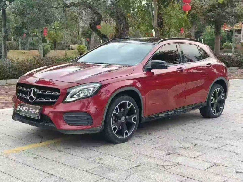 江門19年奔馳GLA2