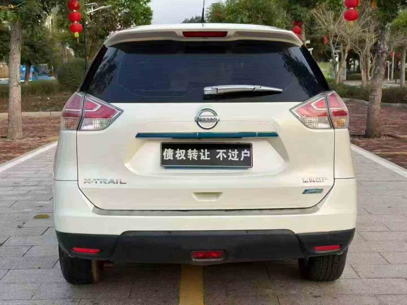 深圳17年日產奇駿9