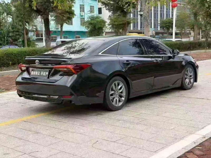 珠海22年豐田亞洲龍8