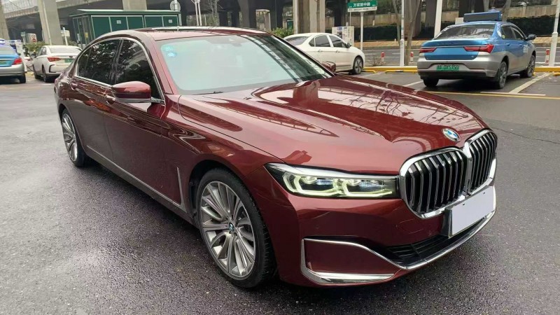 长沙19年宝马7系3