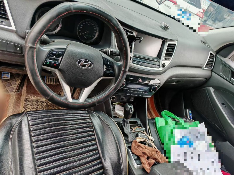 长沙16年现代途胜4