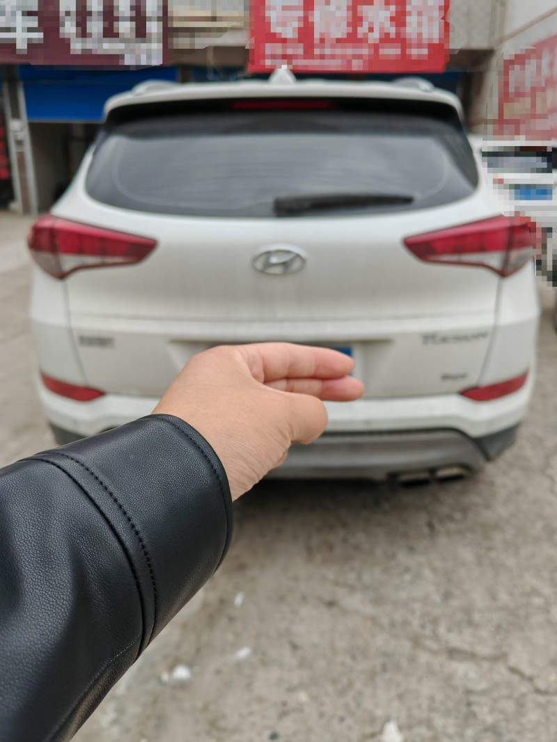 长沙16年现代途胜8