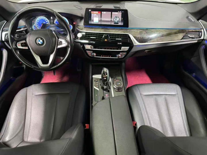 长沙18年宝马5系8