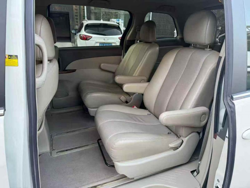 长沙17年比亚迪M69