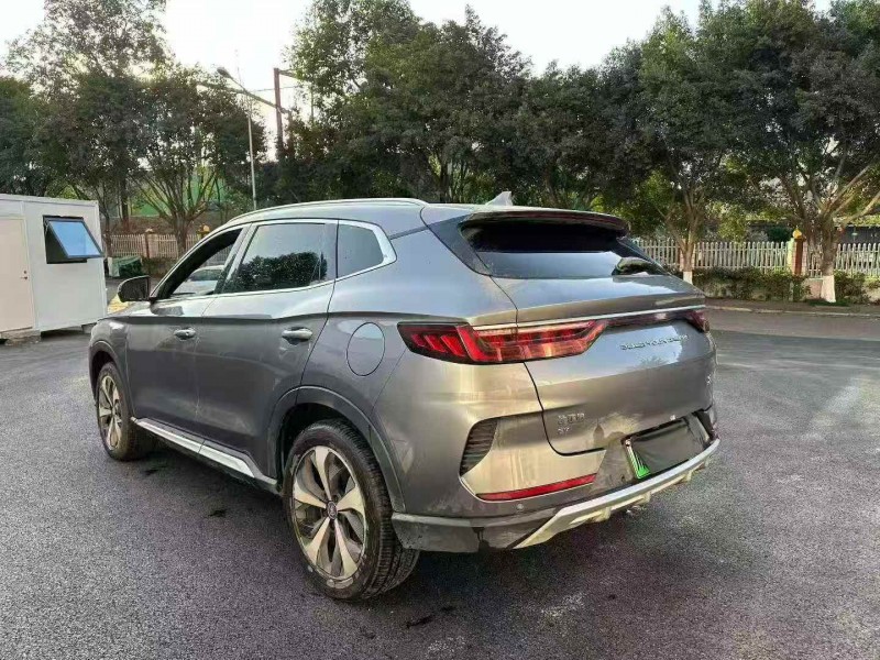 汕頭21年比亞迪宋8