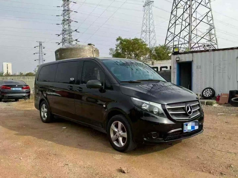 枣庄18年奔驰威霆2