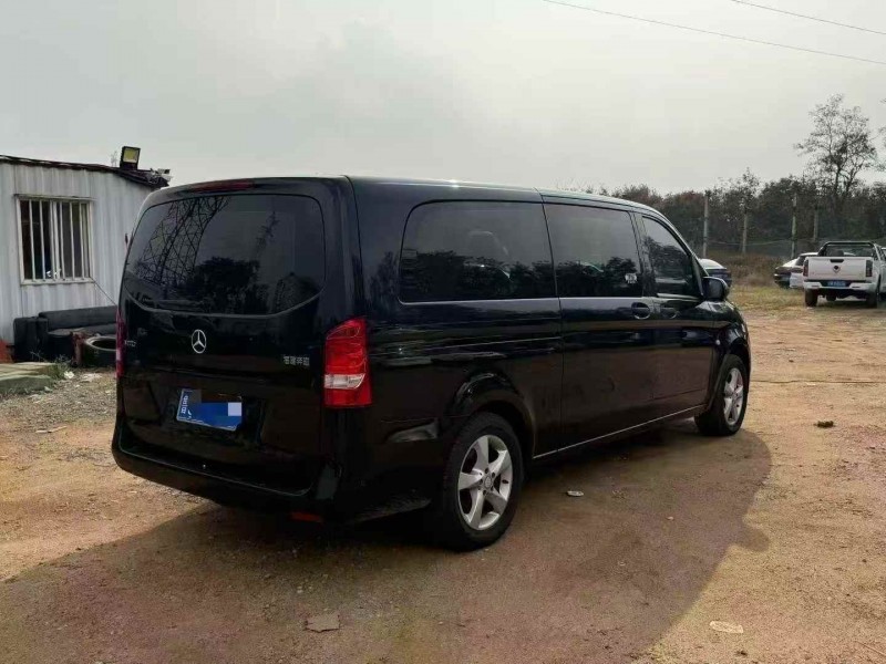 枣庄18年奔驰威霆9