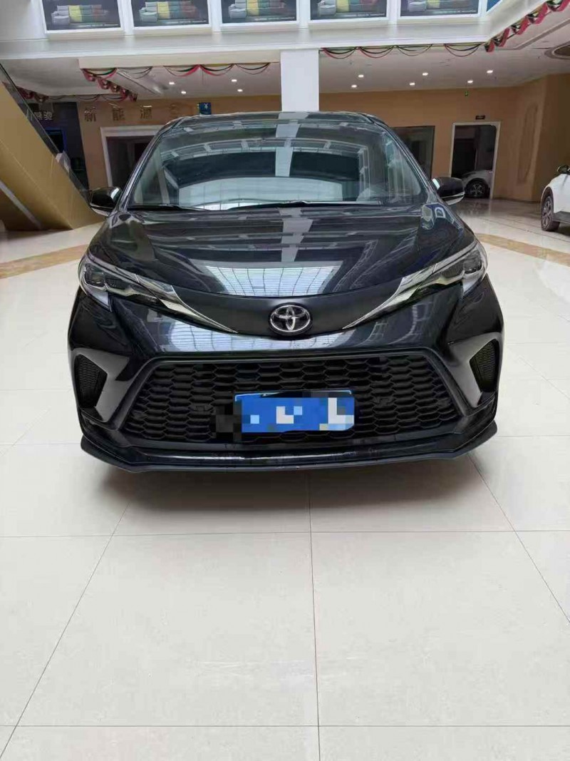 安庆25年丰田格兰维亚1