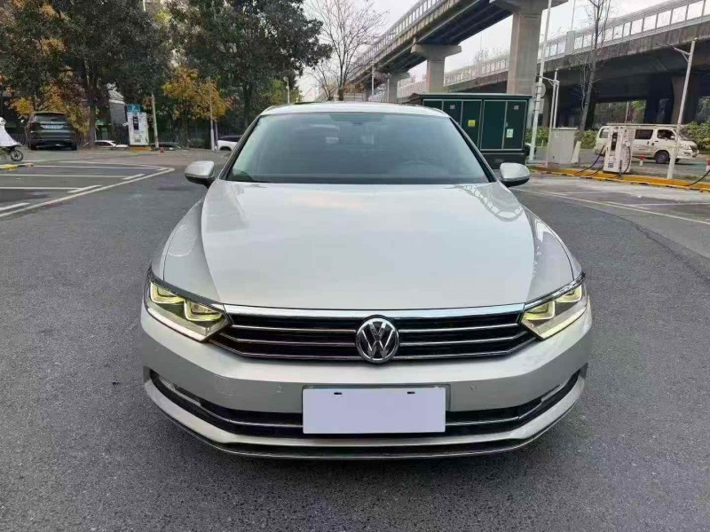 长沙19年大众迈腾1