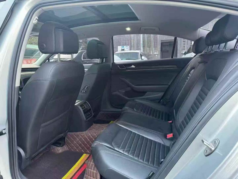 长沙19年大众迈腾8