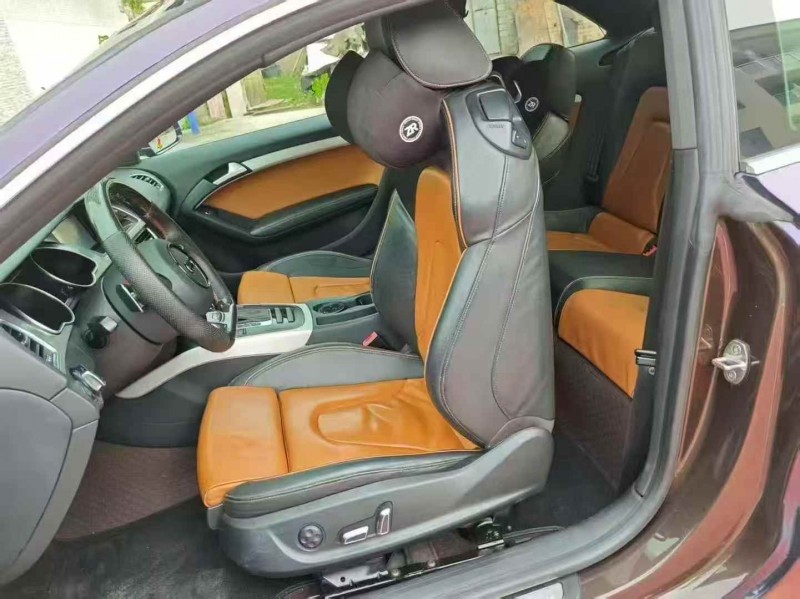 广州14年奥迪A55