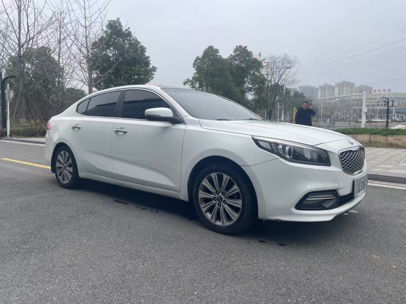 常德17年起亚K42