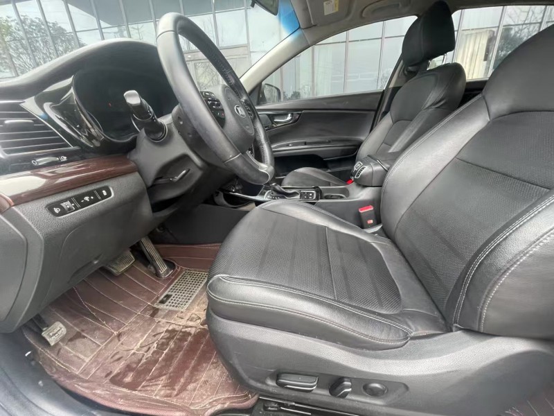 常德17年起亚K43