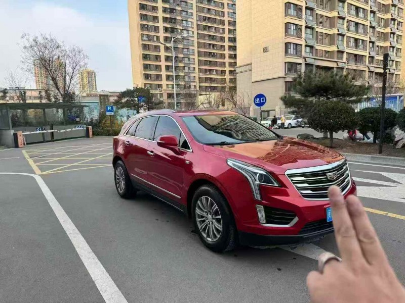 枣庄17年凯迪拉克XT53