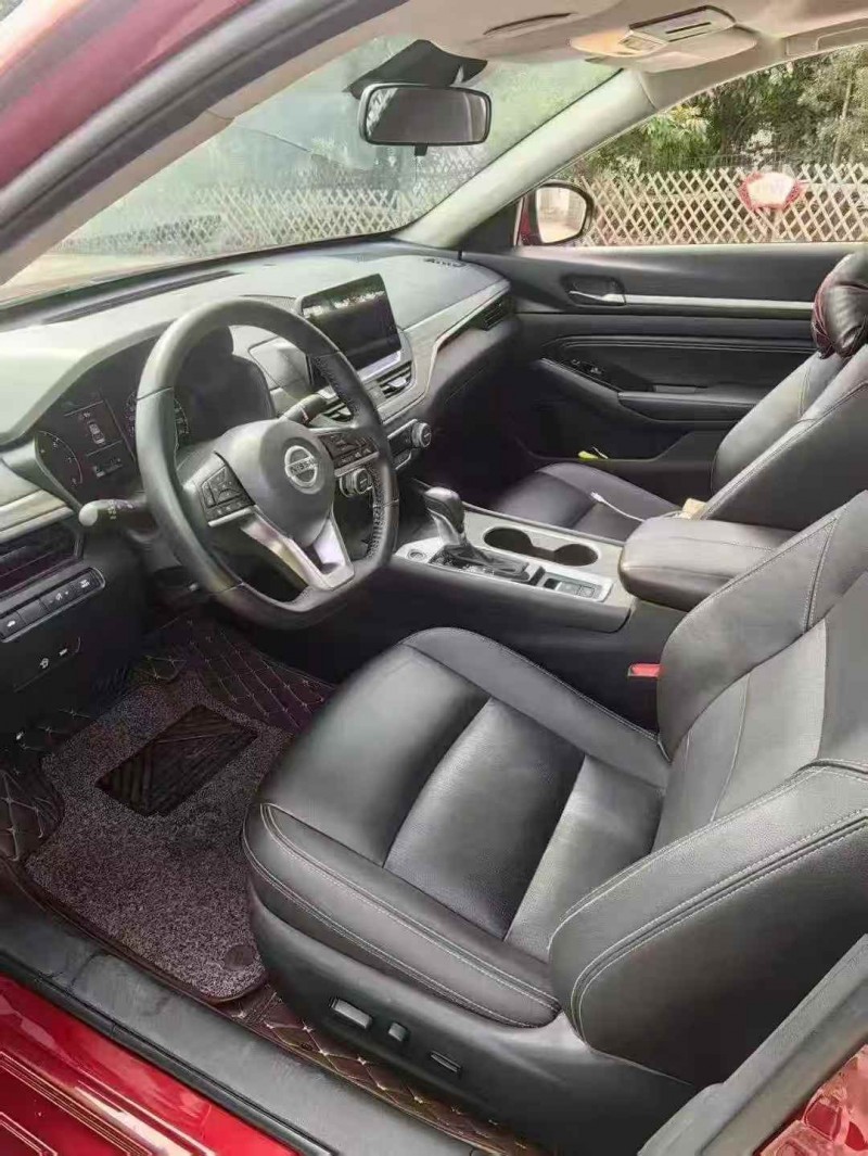 廣州21年日產天籟4