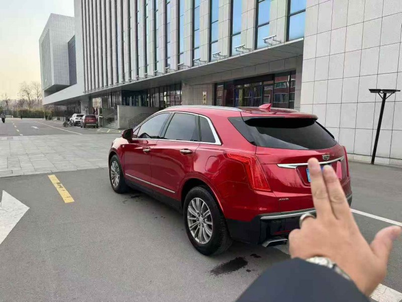 枣庄17年凯迪拉克XT57