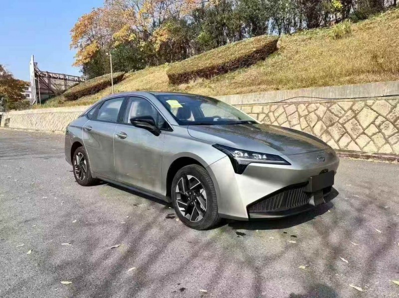 衢州25年传祺埃安S2