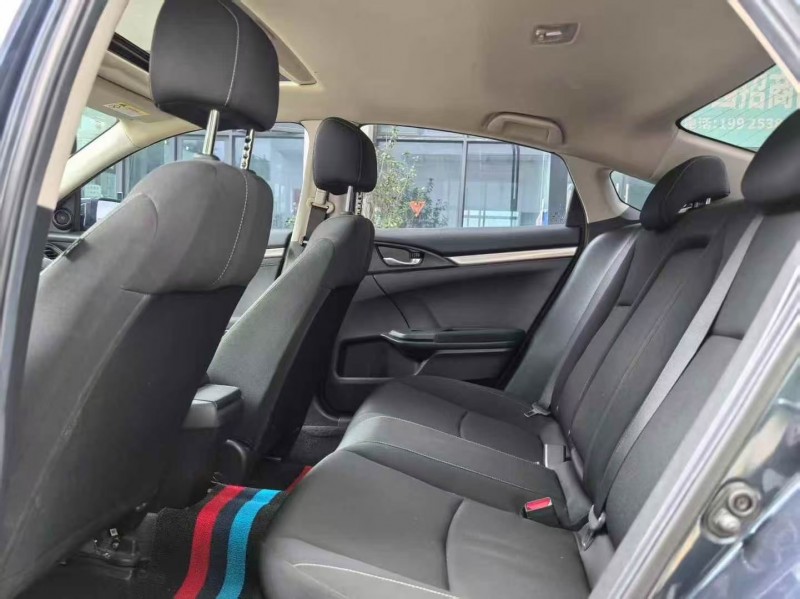 深圳21年本田思域3