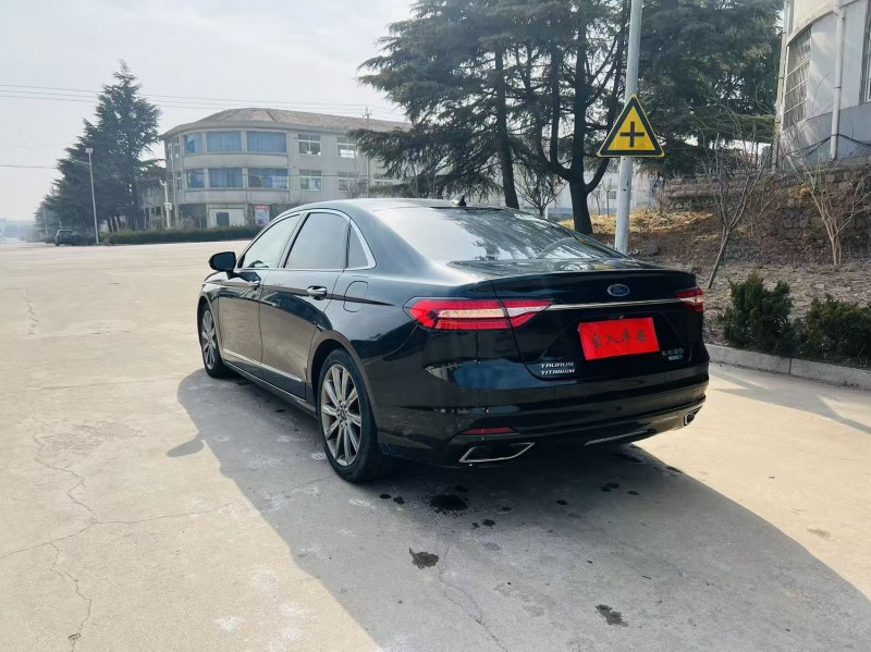 烟台20年福特金牛座9