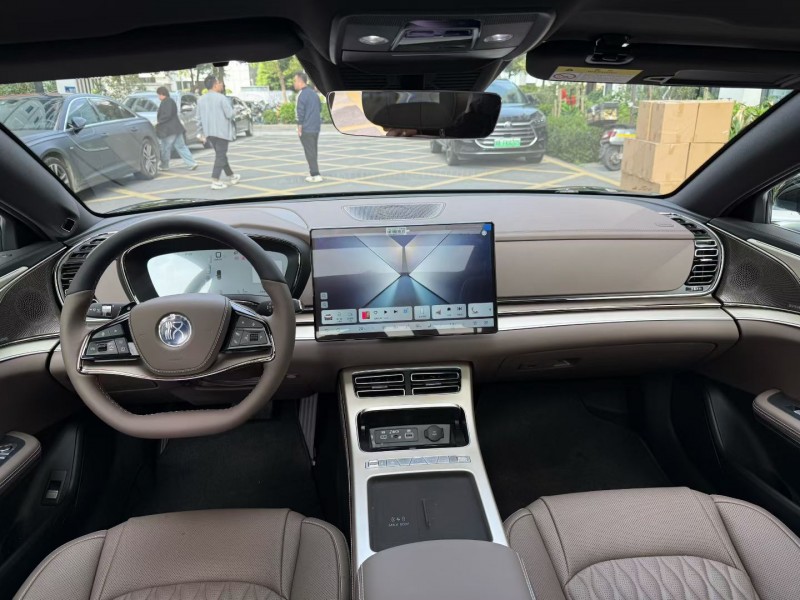 深圳26年比亚迪汉3