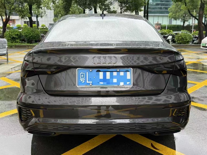 深圳23年奥迪A39