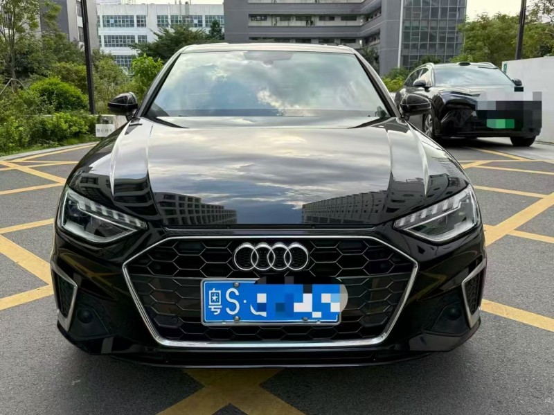 深圳22年奧迪A4L1