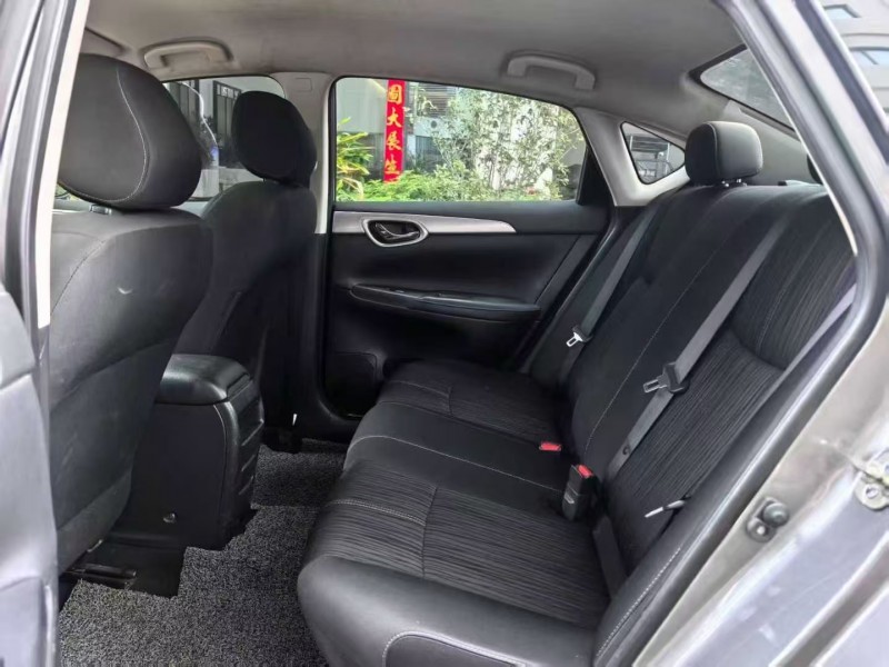 深圳20年日產軒逸5