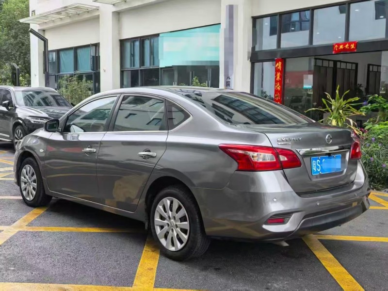 深圳20年日產軒逸8