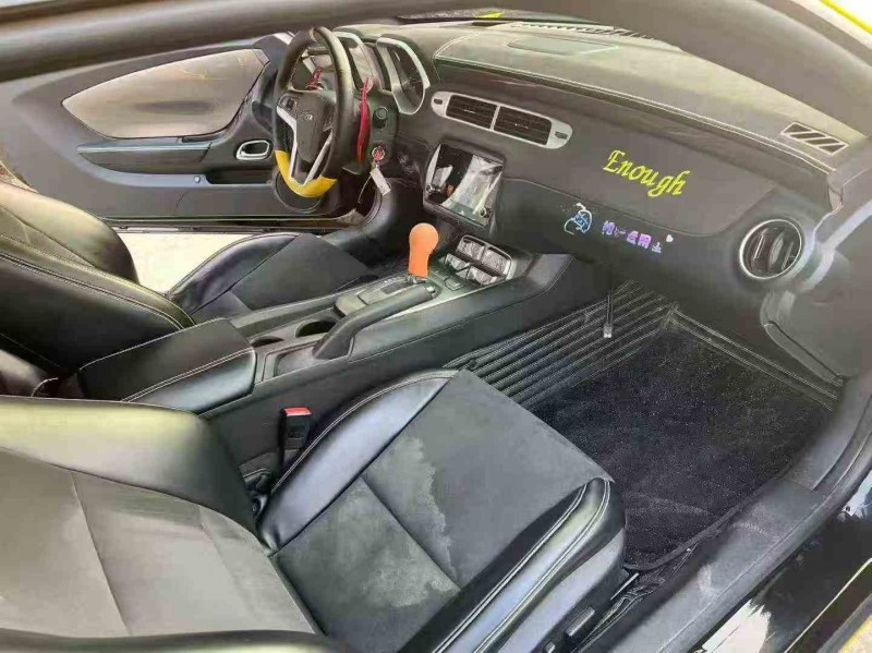 东营16年雪佛兰科迈罗5