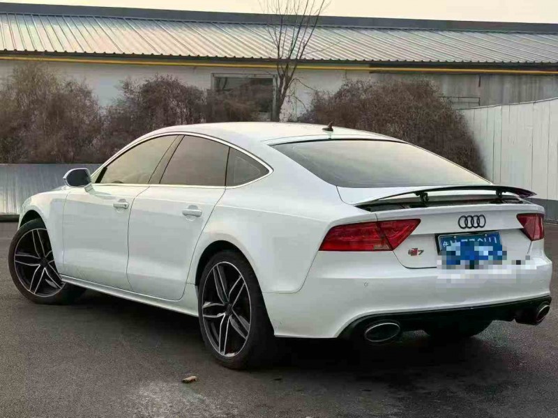 东营14年奥迪A7L8