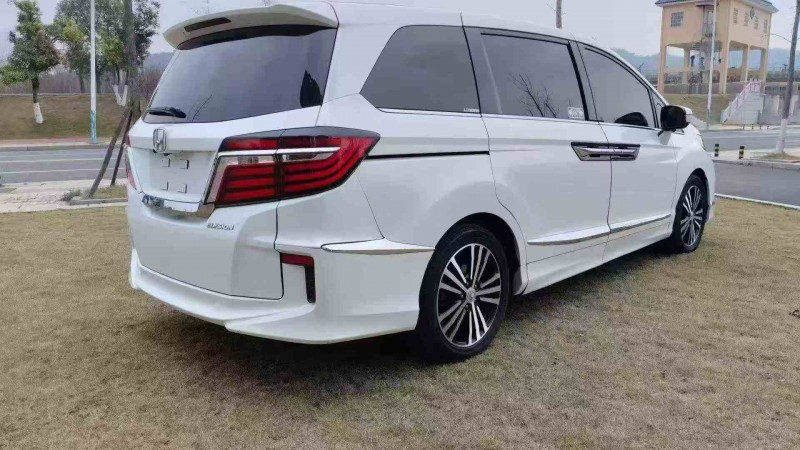 湘潭17年本田艾力绅8