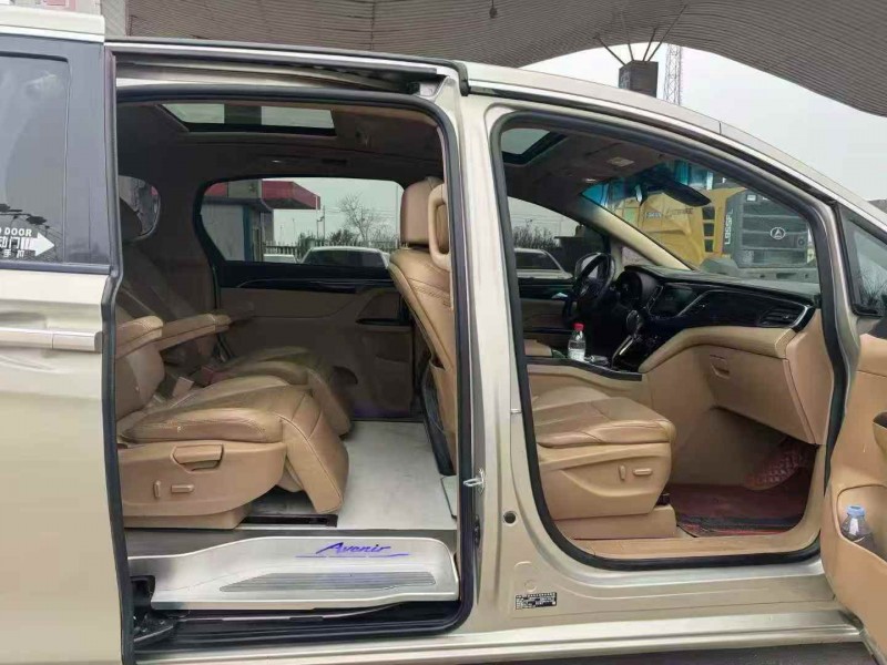 新鄉18年別克GL83