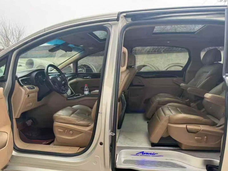 新鄉18年別克GL85